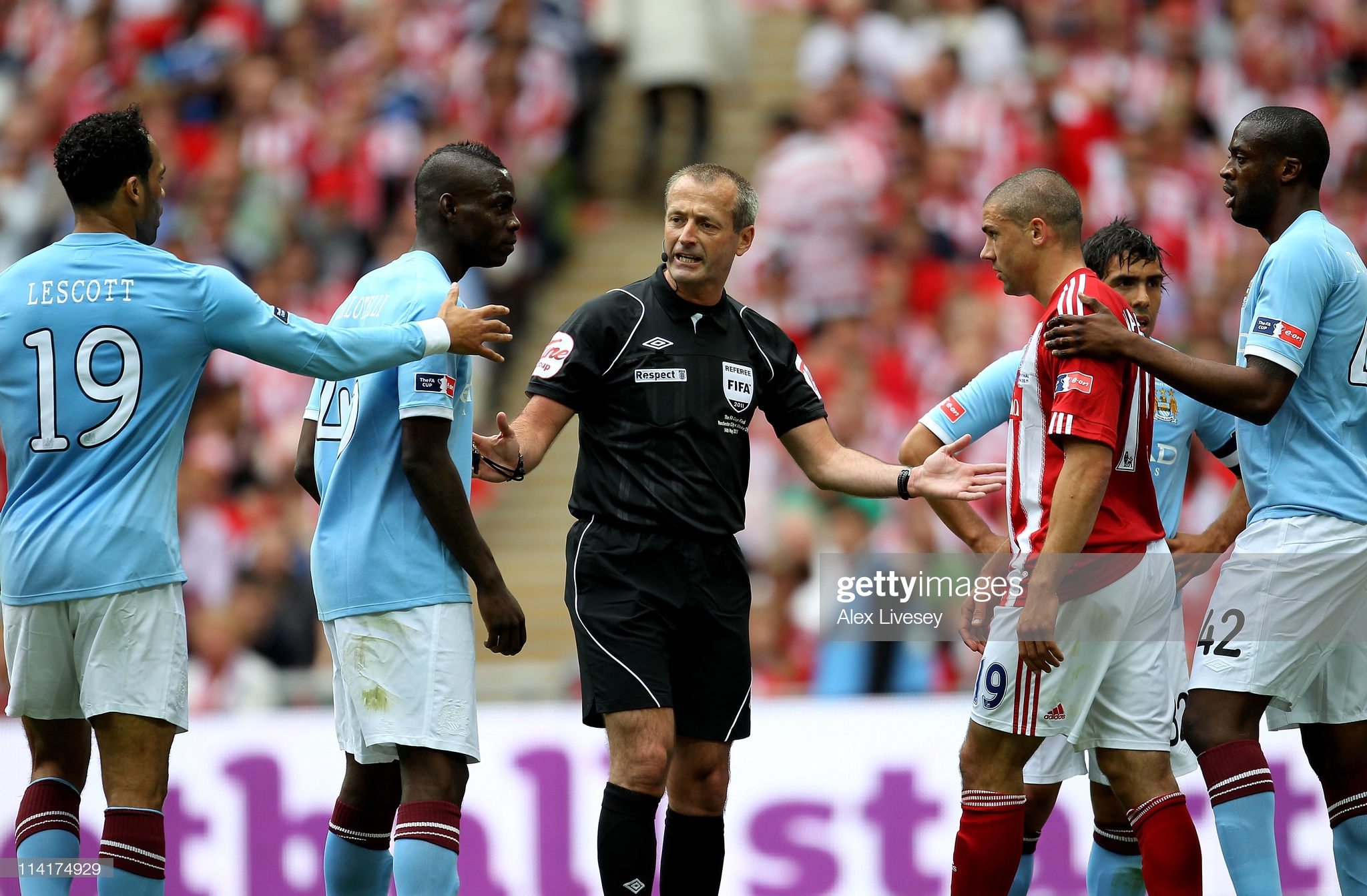 里程碑夜多伦多猛龙迎来里程碑,意大利杯赛前刷纪录,球迷炸锅,纪律约束更严格的简单介绍 里程碑夜多伦多猛龙迎来里程碑,意大利杯赛前刷纪录,球迷炸锅,纪律约束更严格的简单介绍