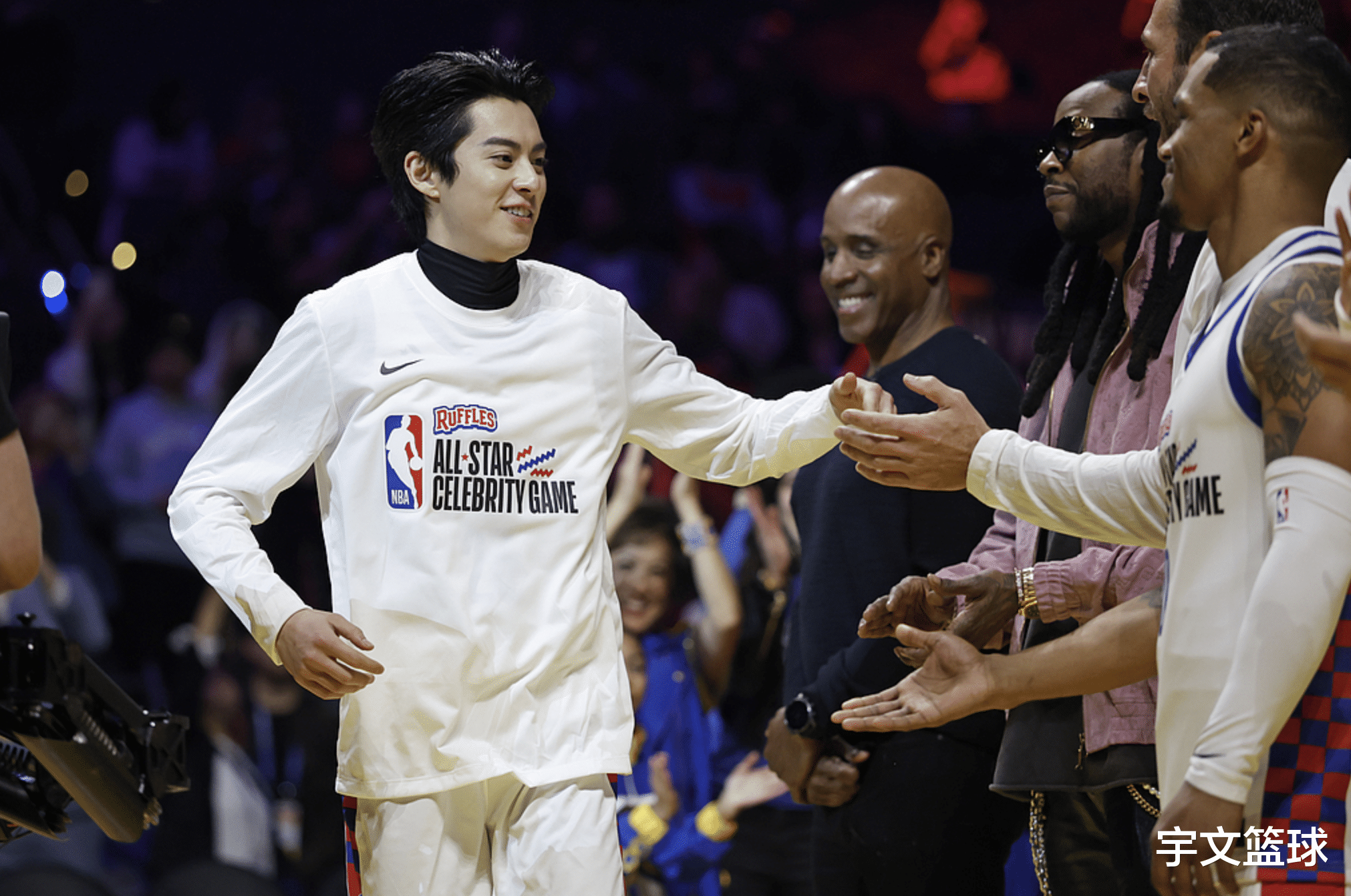 穆雷在瑞士队比赛中晋级Ning在皇家马德里比赛中赛事规则更新，现场解说直呼：金州勇士止住颓势备战CBA常规赛的简单介绍