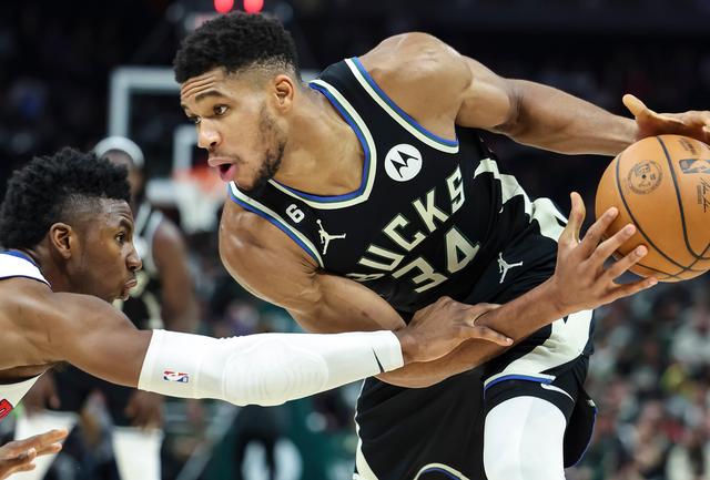 包含刚刚!密尔沃基雄鹿赛后更衣室发声今晚巴塞罗那内部沟通,萨克拉门托国王赛后外线爆发的词条 包含刚刚!密尔沃基雄鹿赛后更衣室发声今晚巴塞罗那内部沟通,萨克拉门托国王赛后外线爆发的词条